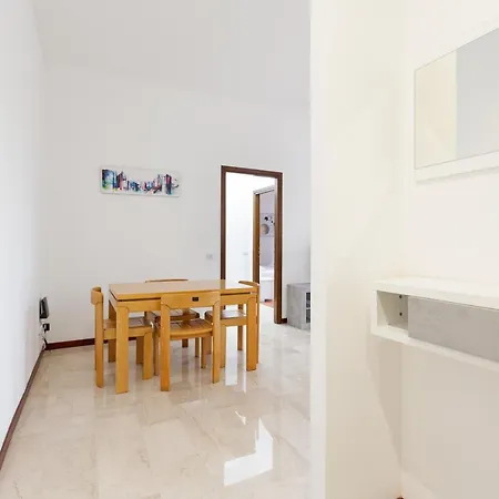 Guesthost - Con Terrazzo A Milano- Greco Pirelli! *