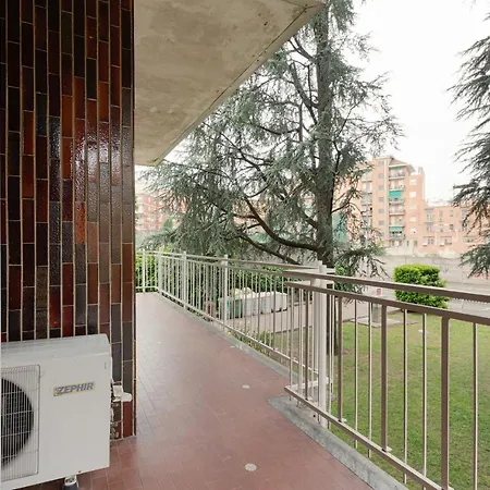 Con Terrazzo A Milano- Greco Pirelli! 아파트 밀라노
